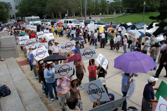 vcv_line_of_protesters